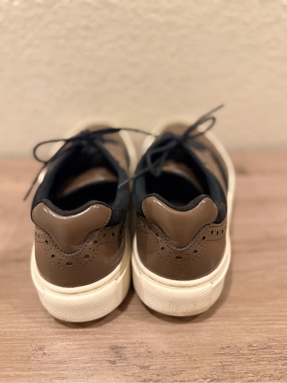 SAS Oxland - Women's Bkack Pecan Casual Shoe with Wide Toe Box Size 8M